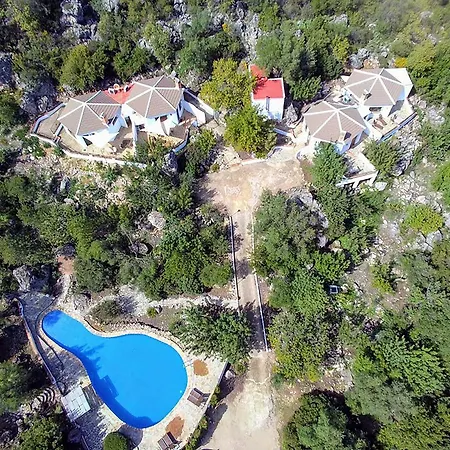 Algarrobales 3* El Gastor