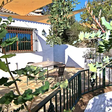 Algarrobales 3*