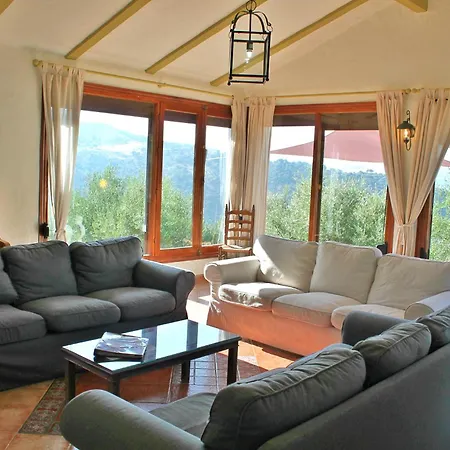 Algarrobales 3*