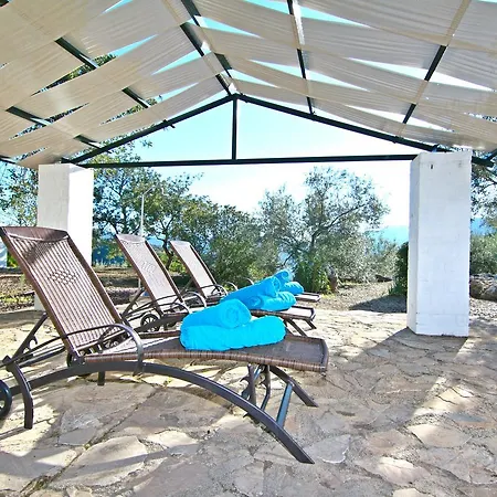 Resort Algarrobales
