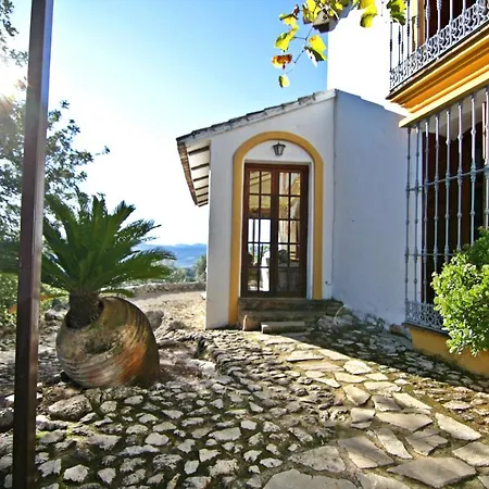 Resort Algarrobales