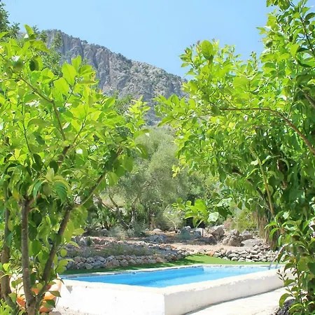 Algarrobales 3*